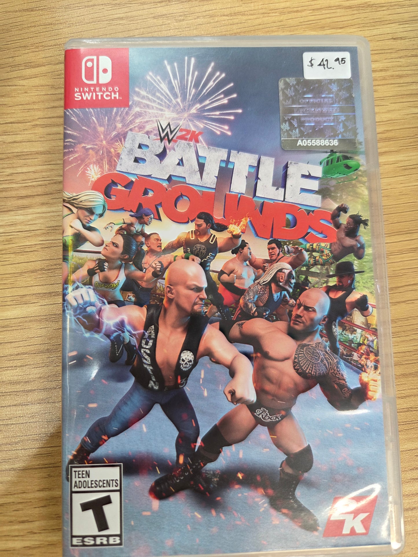 WWE 2K Battlegrounds for Nintendo Switch LOOSE CIB