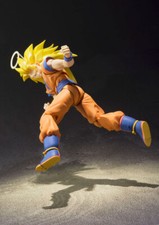 Tamashii Nations Dragon Ball Z S.H.Figuarts Super Saiyan 3 Goku 6.1-in Figure ( box damage 6 over 10)