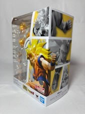 Tamashii Nations Dragon Ball Z S.H.Figuarts Super Saiyan 3 Goku 6.1-in Figure ( box damage 6 over 10)